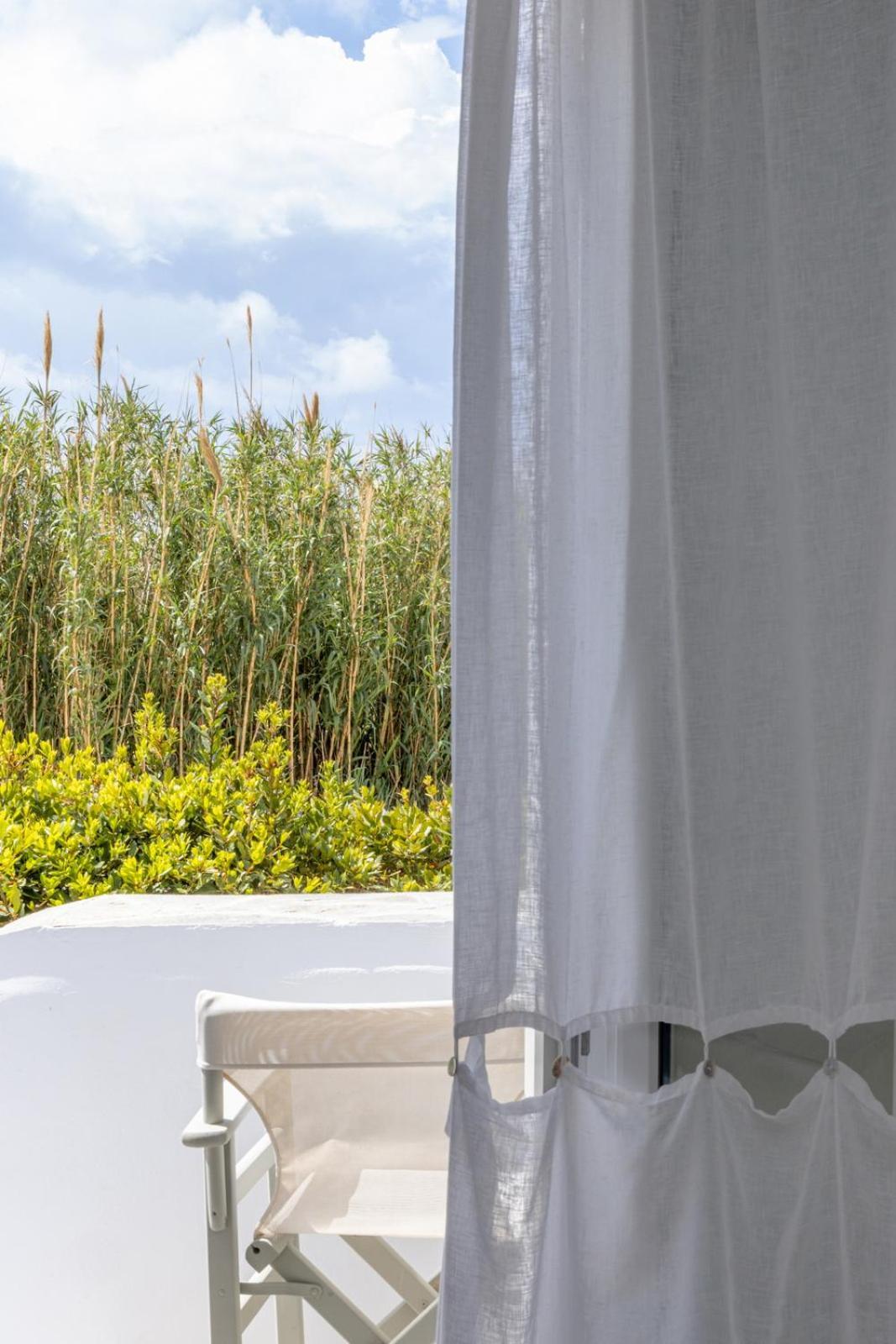 Soulmate'S Suites Tinos Киониа Екстериор снимка