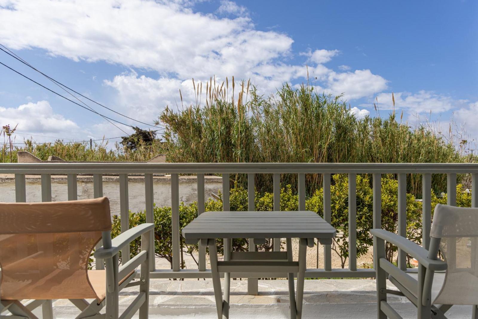 Soulmate'S Suites Tinos Киониа Екстериор снимка