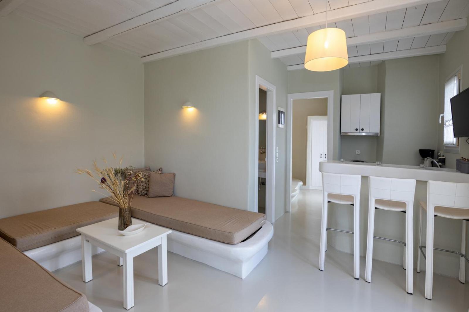 Soulmate'S Suites Tinos Киониа Екстериор снимка
