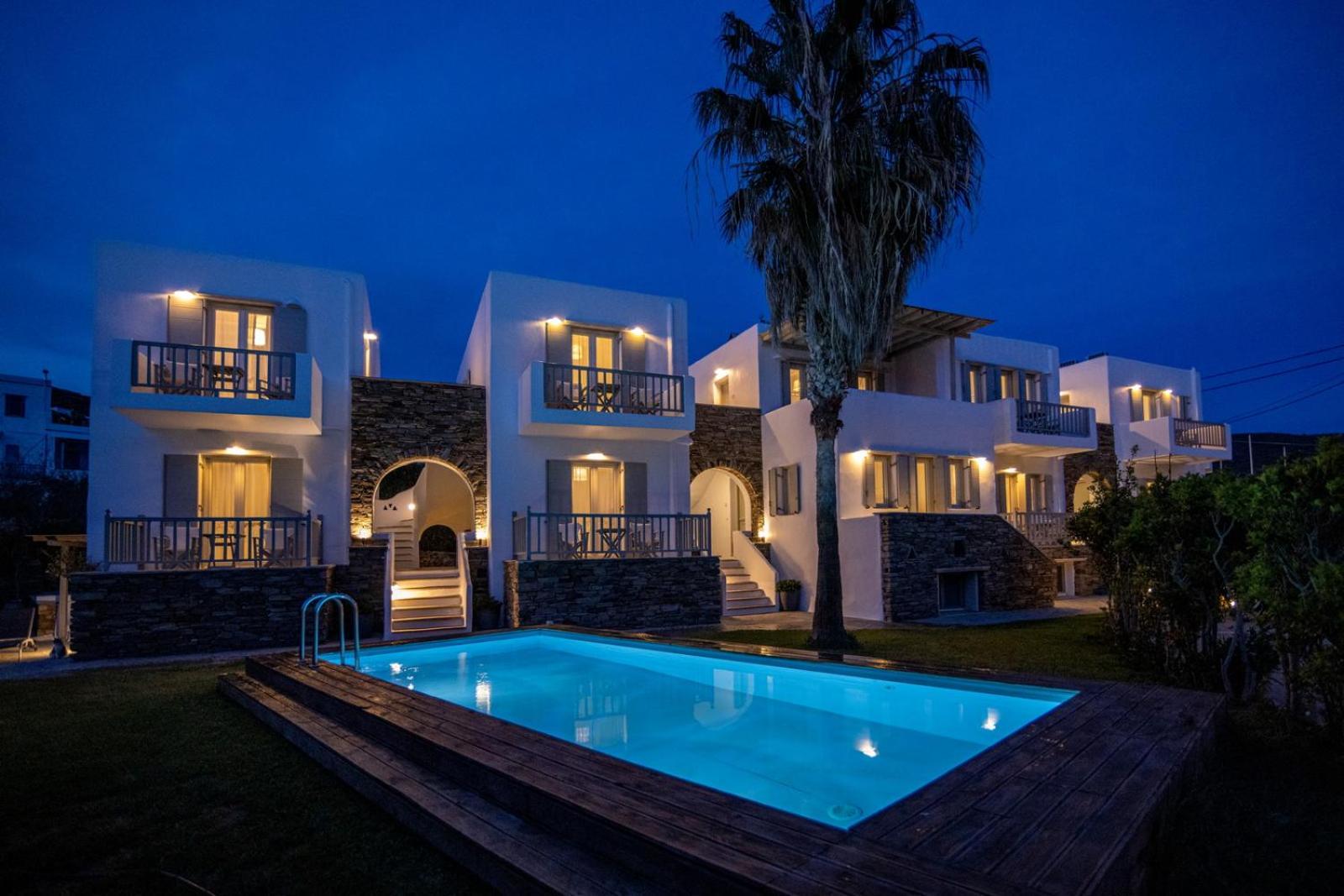 Soulmate'S Suites Tinos Киониа Екстериор снимка